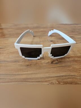 White Pixel-Style Minecraft Sunglasses with Dark Lensesp